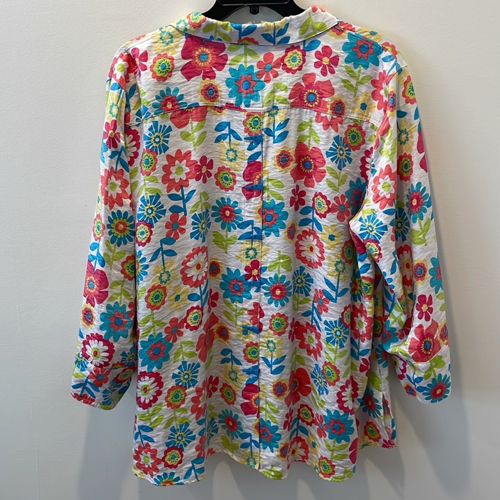 MULTIPLES Floral Button-Up Blouse Size 2X, NW - Picture 8 of 15
